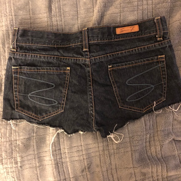 Jean Shorts - Picture 3 of 3